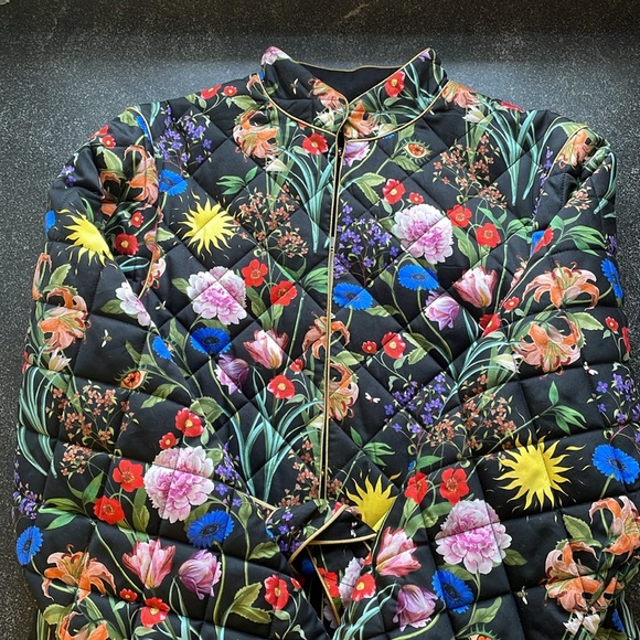 NWT Borgo de Nor Quilted Floral Jacket Black Women’s Size 4 Multicolor - Picture 8 of 9